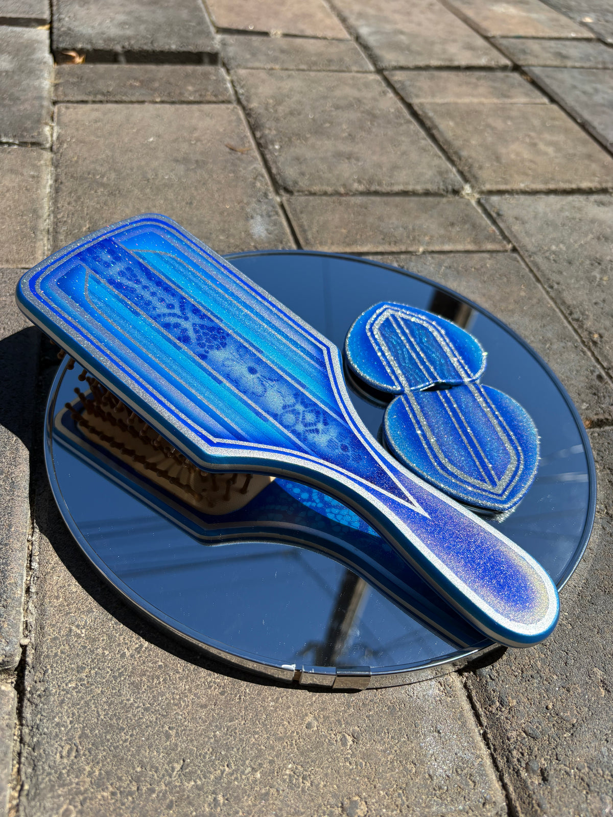 Flake Hairbrush