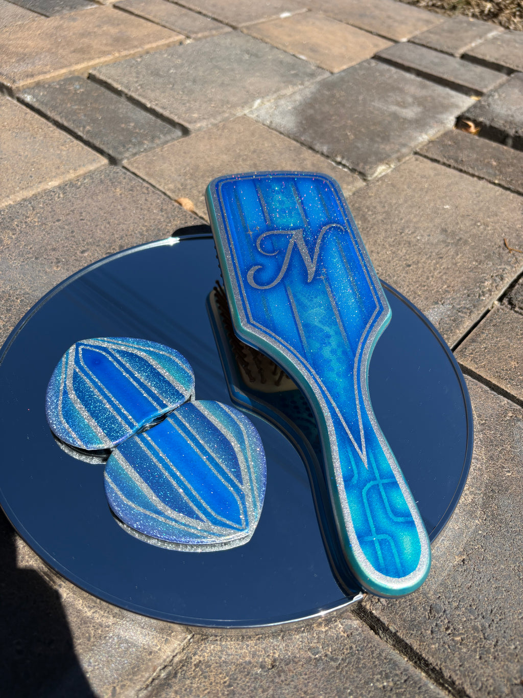 Flake Hairbrush