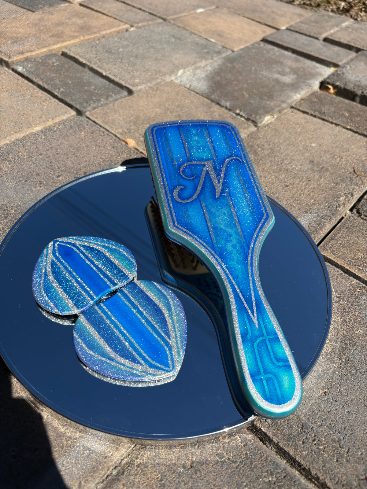 Flake Hairbrush